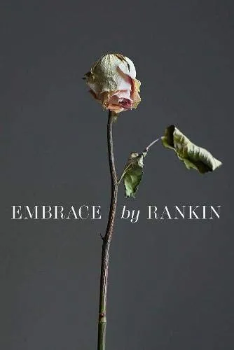 Couverture de Embrace
