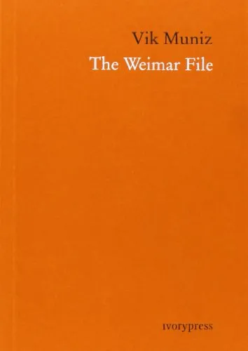 Couverture de The Weimar file