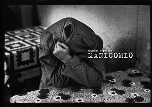 Couverture de Manicomio Secluded Madness