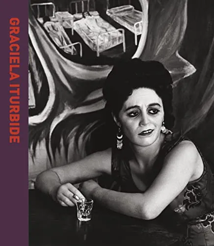 Couverture de Graciela Iturbide