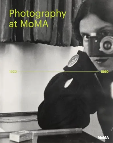 Couverture de Photography at MoMA 1920-1960