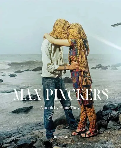 Couverture de Max Pinckers. A book by Hans Theys.