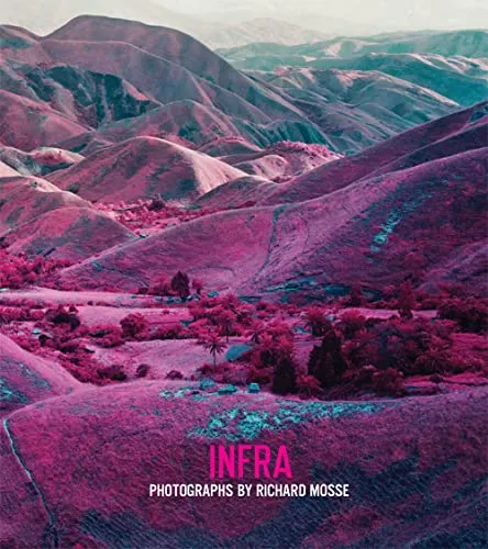 Couverture de Infra: Photographs