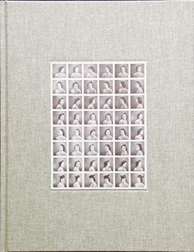 Couverture de The pictures included in this envelope