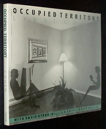 Couverture de Occupied Territory