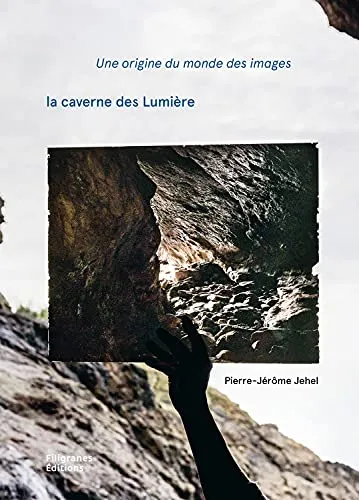Couverture de La caverne des Lumière