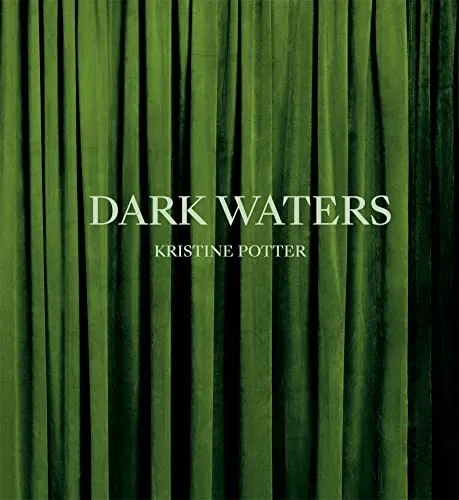Couverture de Dark Waters