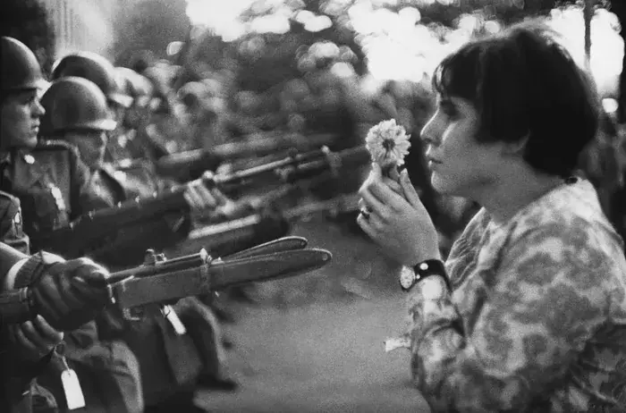 Marc Riboud, regarder le monde, Musée de Pont-Aven, Nizon