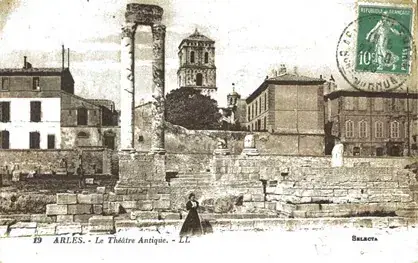 Studio photo au cœur des monuments, Arles, Arles