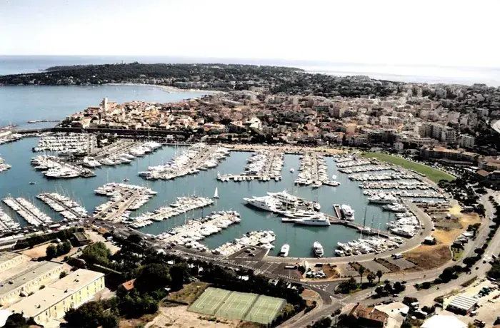 1845-2025, une histoire visuelle !, Archives municipales d'Antibes Juan-les-Pins, Antibes