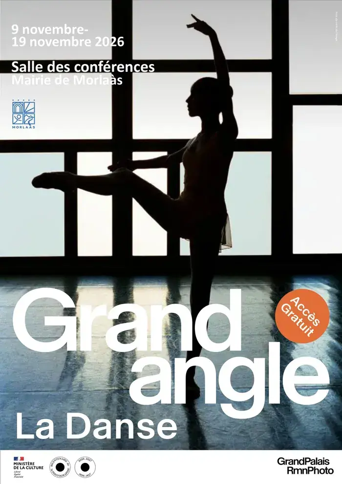 Grand Angle - « La Danse », Place Sainte-Foy, Morlaàs