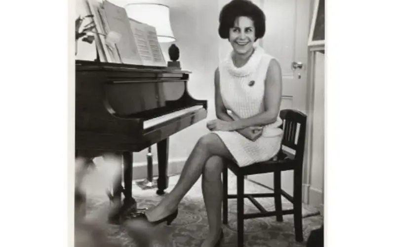 Avec une légère intimité : Madeleine Malraux, pianiste, Bibliothèque André Malraux, Paris